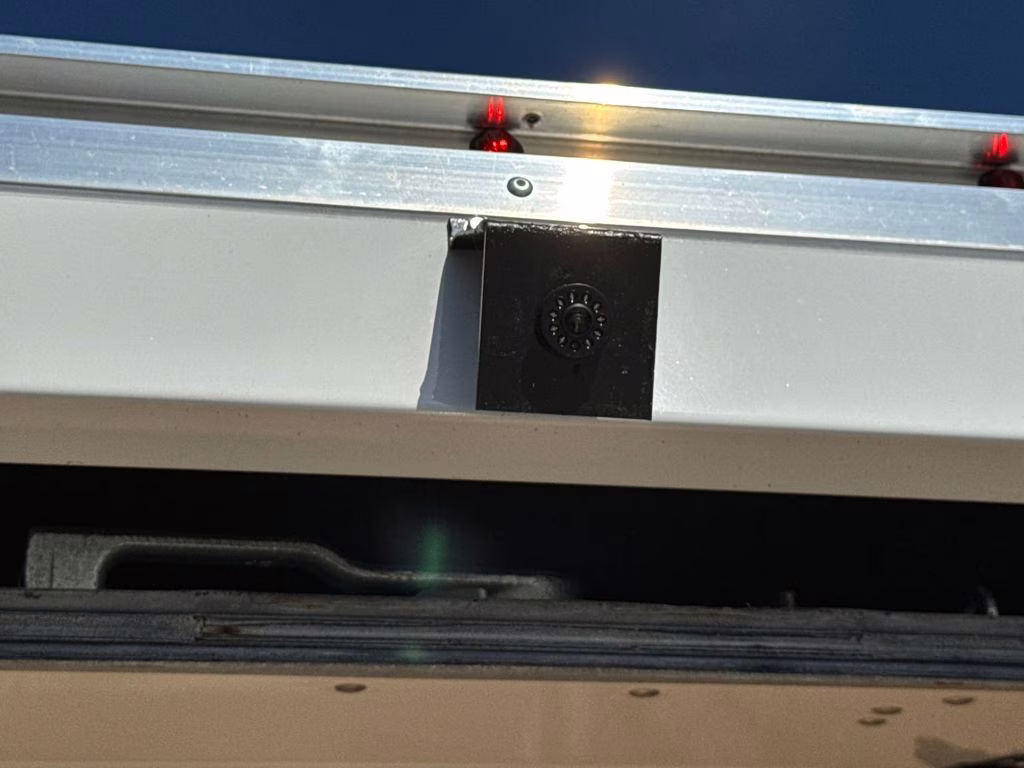 2026 Oxford White Ford E-350SD Base RWD Truck