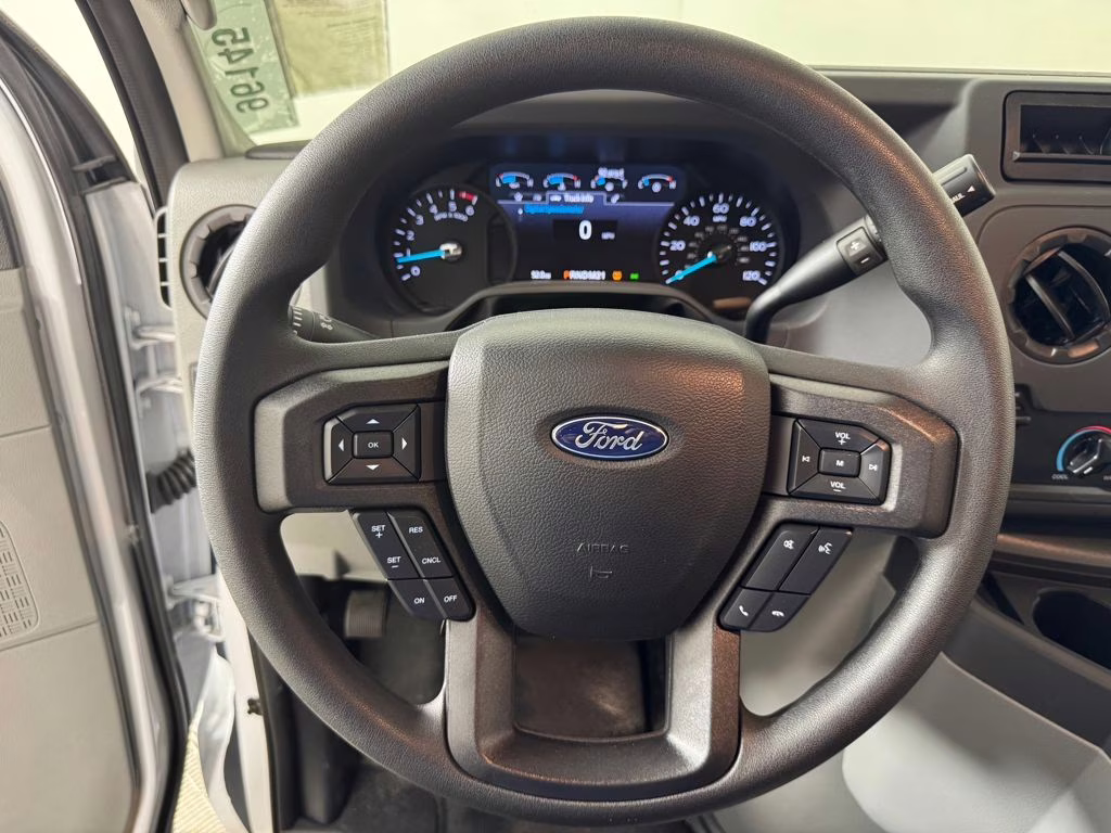 2026 Oxford White Ford E-350SD Base RWD Truck