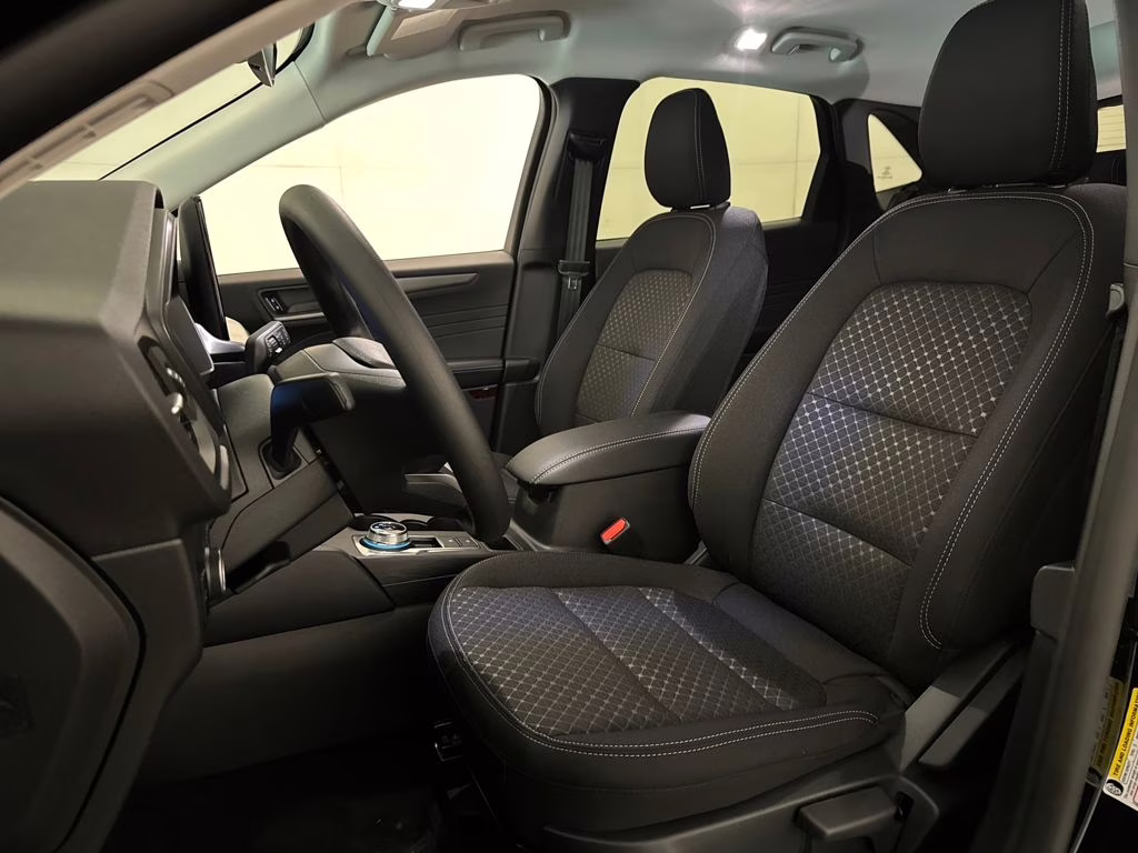 2026 Agate Black Metallic Ford Escape Active FWD SUV