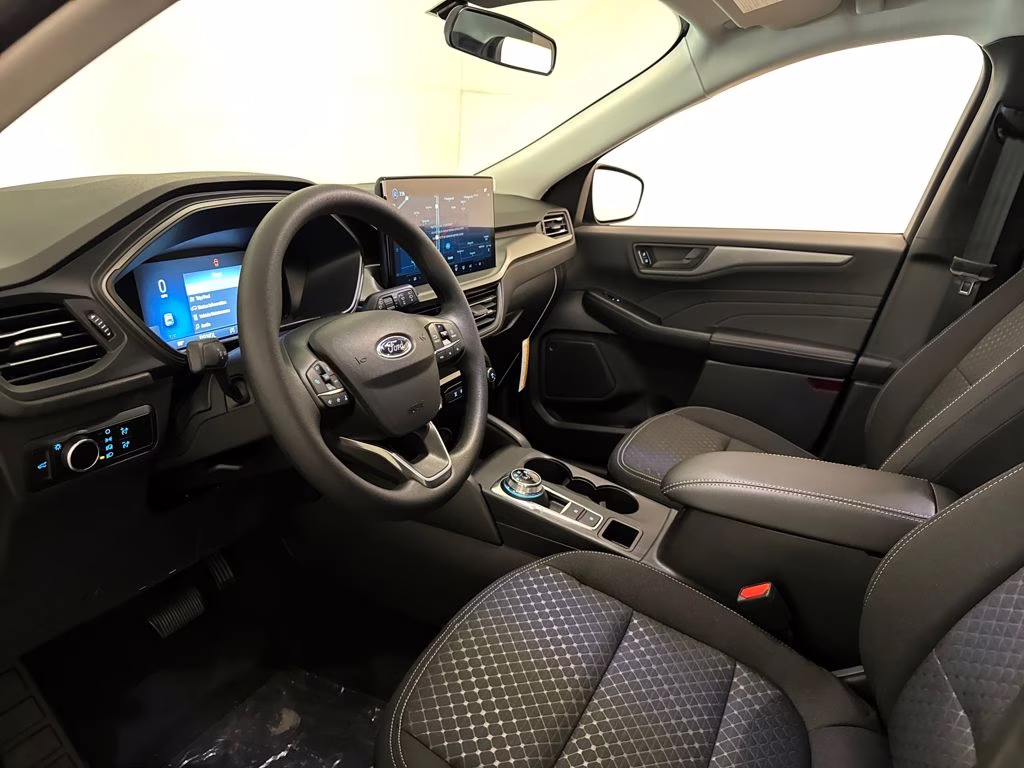 2026 Agate Black Metallic Ford Escape Active FWD SUV