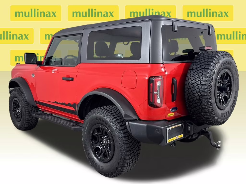 2022 Race Red Ford Bronco Wildtrak 4X4 SUV