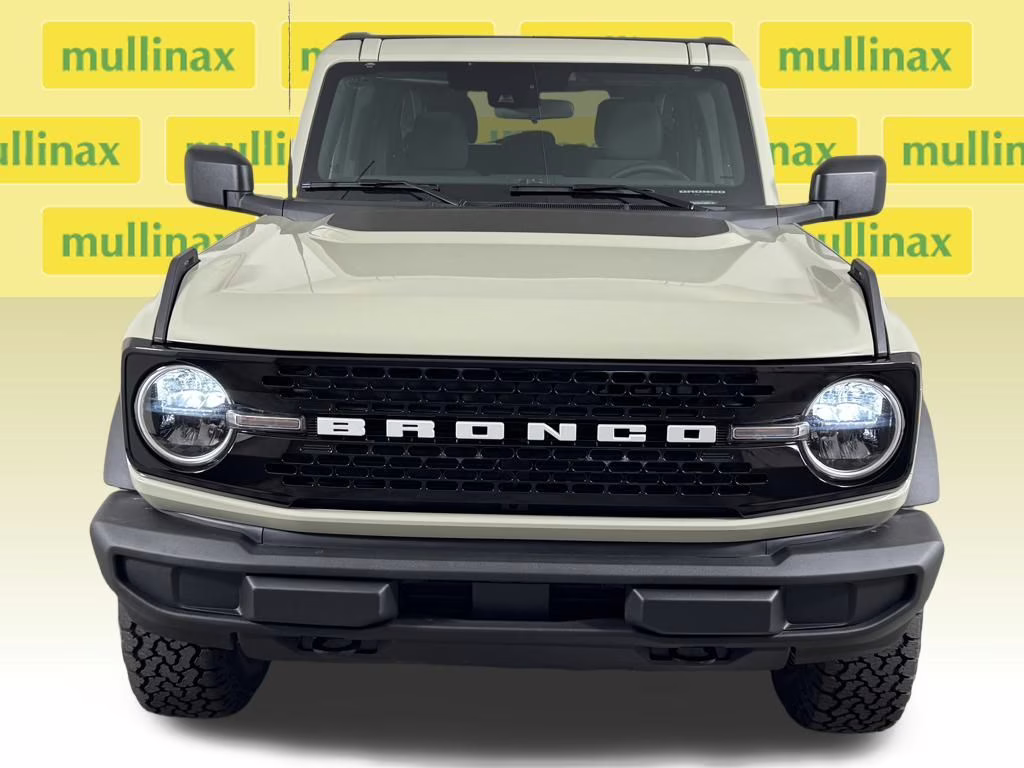 2026 Desert Sand Ford Bronco Big Bend 4X4 SUV