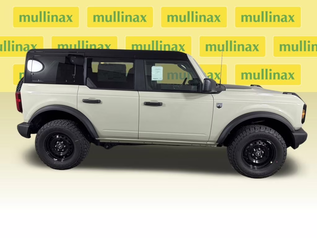 2026 Desert Sand Ford Bronco Big Bend 4X4 SUV