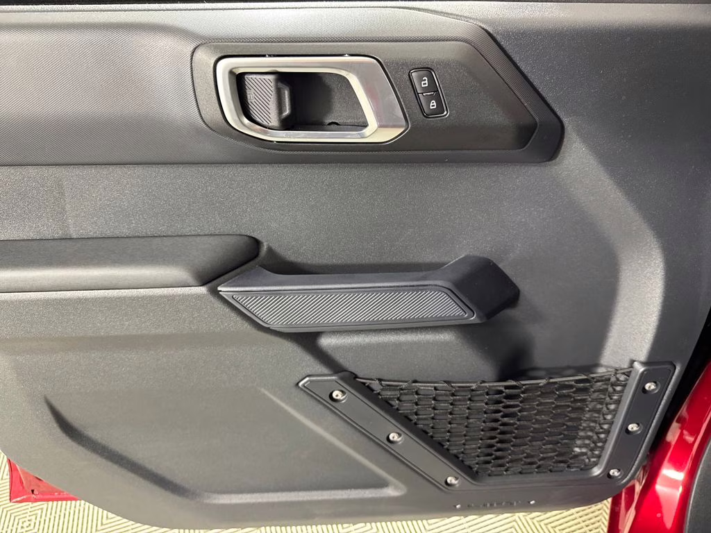 2025 Ruby Red Metallic Tinted Clearcoat Ford Bronco Big Bend 4X4 SUV