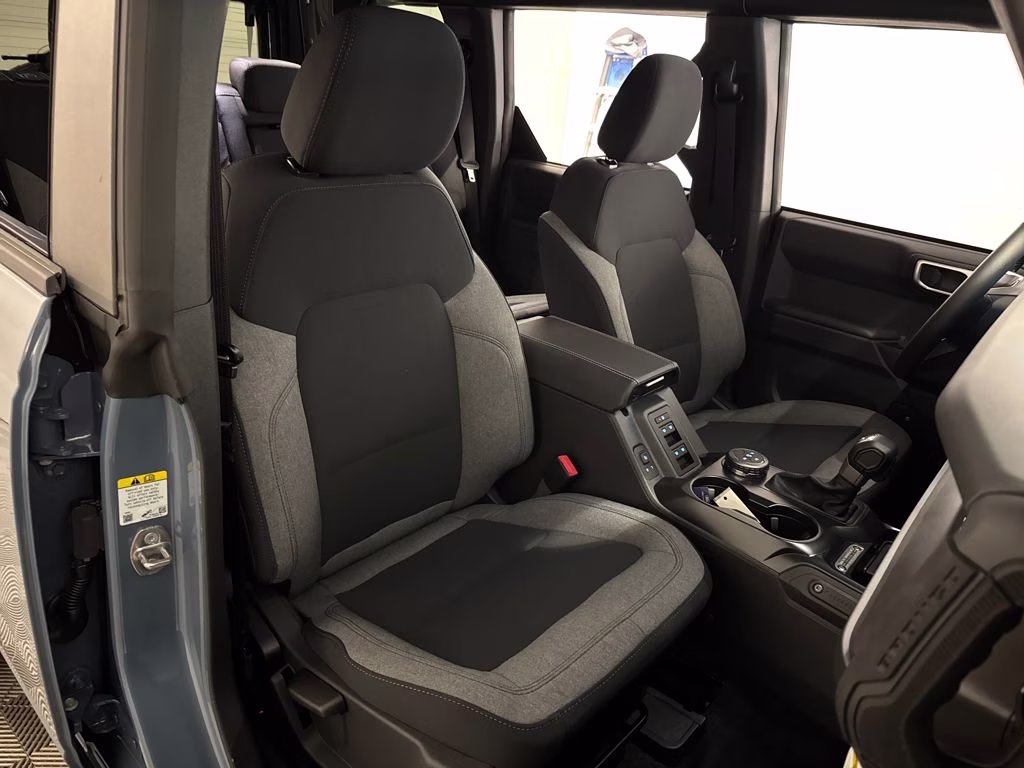 2025 Azure Gray Metallic Tri-Coat Ford Bronco Big Bend 4X4 SUV