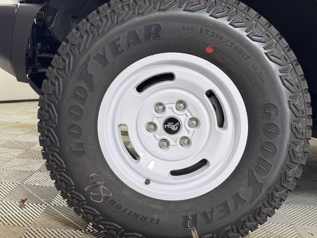 2025 Azure Gray Metallic Tri-Coat Ford Bronco Heritage Edition 4X4 SUV