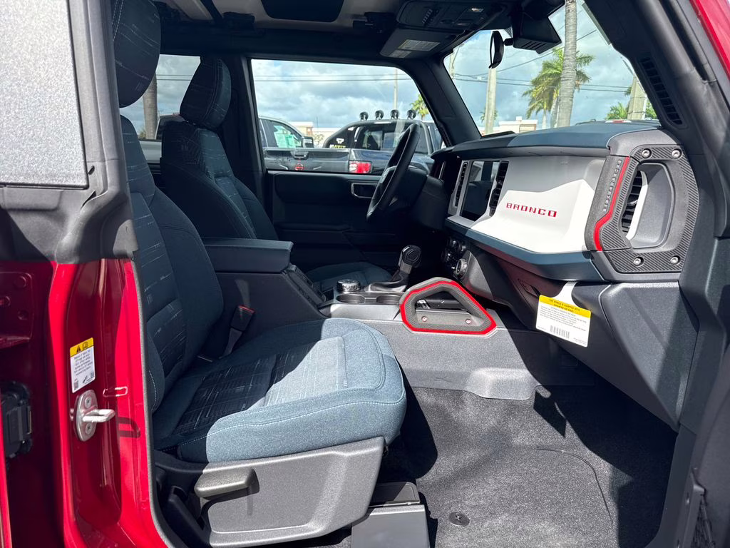 2025 Ruby Red Metallic Tinted Clearcoat Ford Bronco Heritage Edition 4X4 SUV