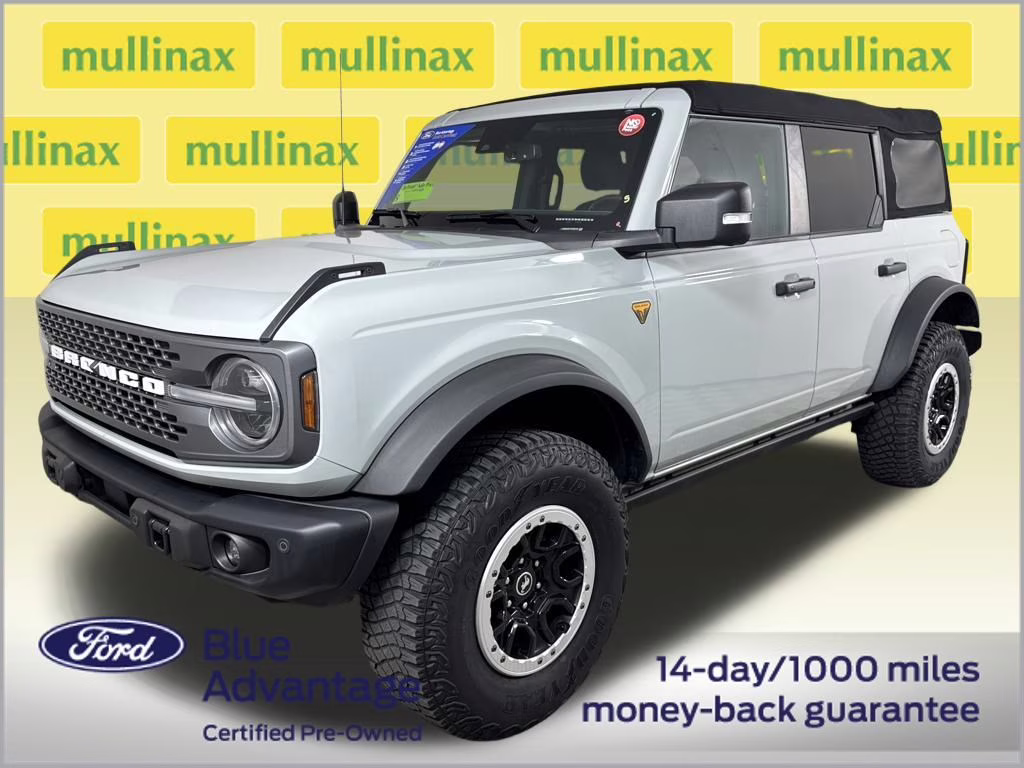 2023 Cactus Gray Ford Bronco Badlands 4X4 SUV