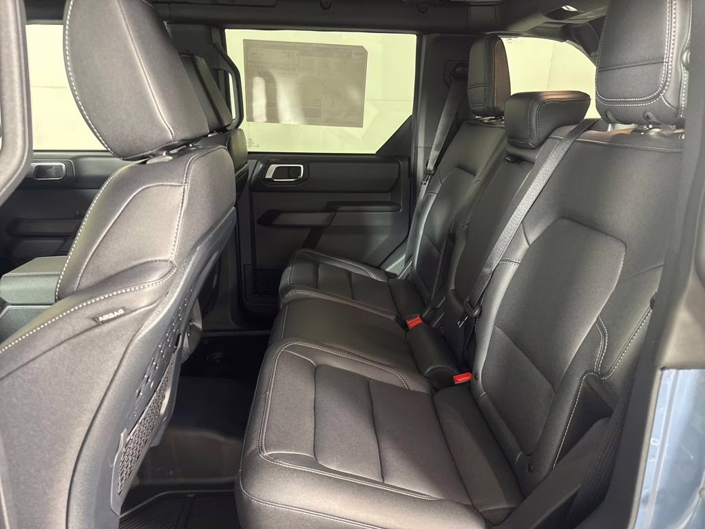 2025 Azure Gray Metallic Tri-Coat Ford Bronco Badlands 4X4 SUV