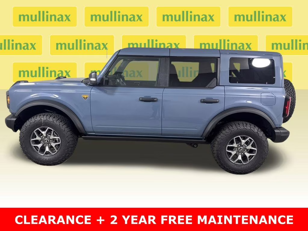 2025 Azure Gray Metallic Tri-Coat Ford Bronco Badlands 4X4 SUV