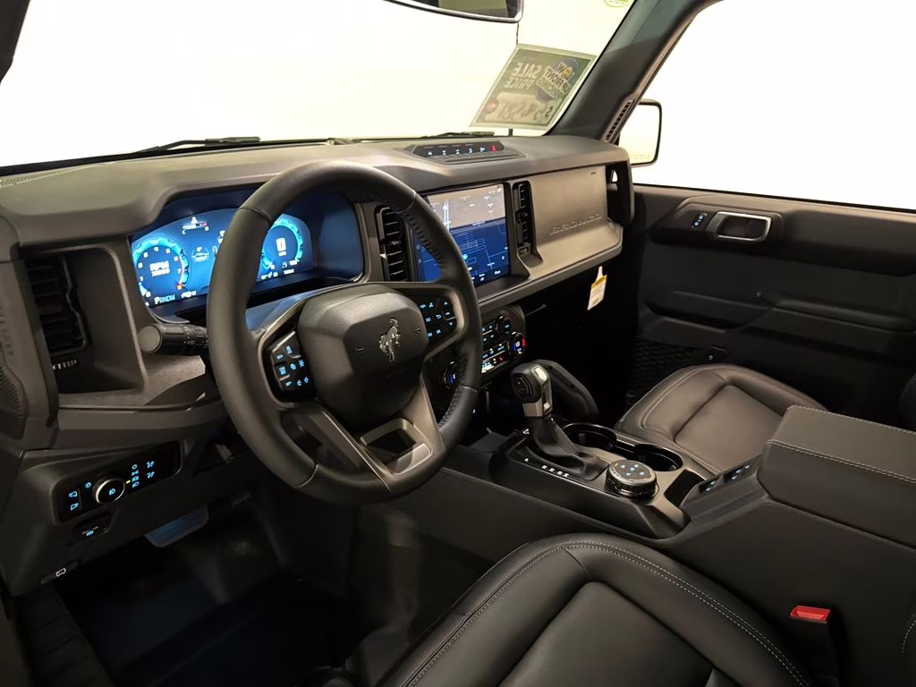 2025 Azure Gray Metallic Tri-Coat Ford Bronco Badlands 4X4 SUV