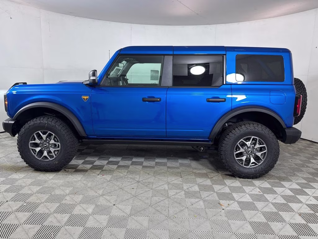 2025 Blue Metallic Ford Bronco Badlands 4X4 SUV