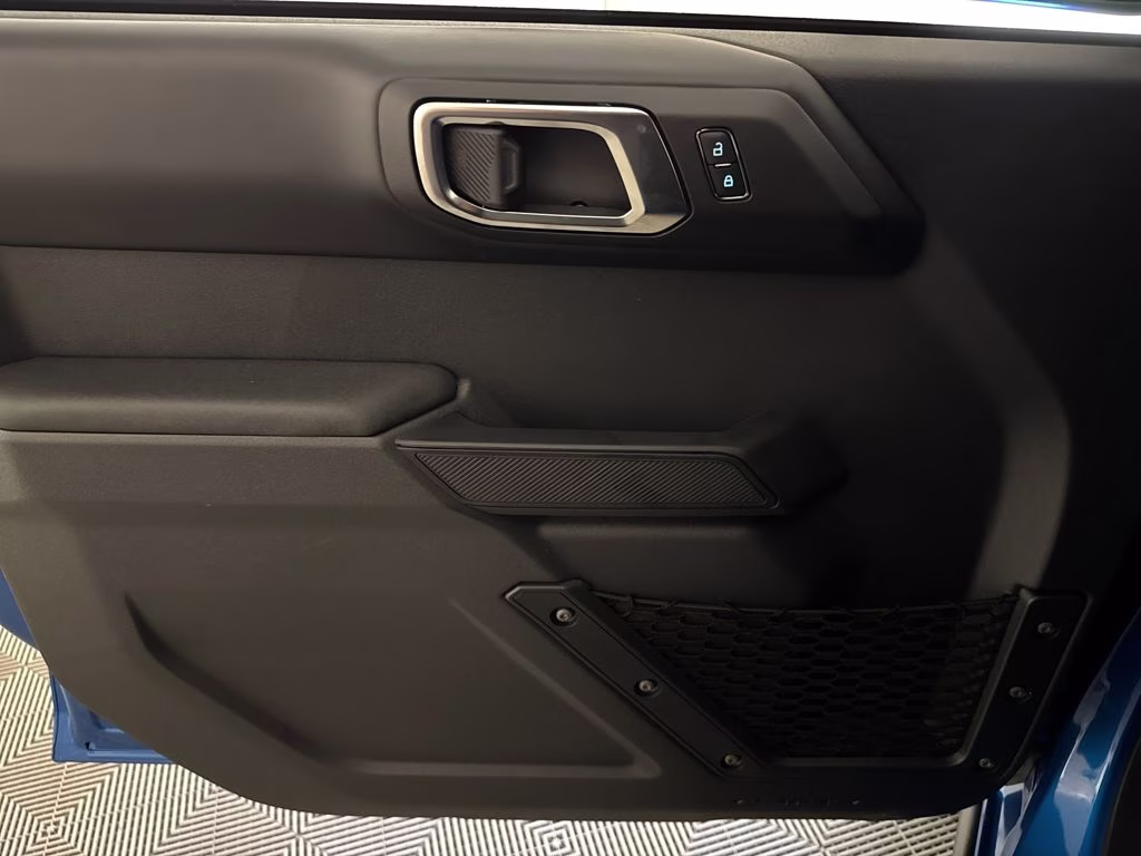 2025 Blue Metallic Ford Bronco Badlands 4X4 SUV