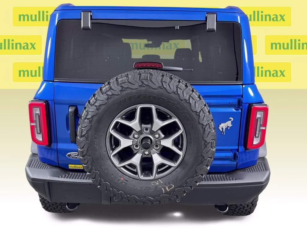 2025 Velocity Blue Metallic Ford Bronco Badlands 4X4 SUV