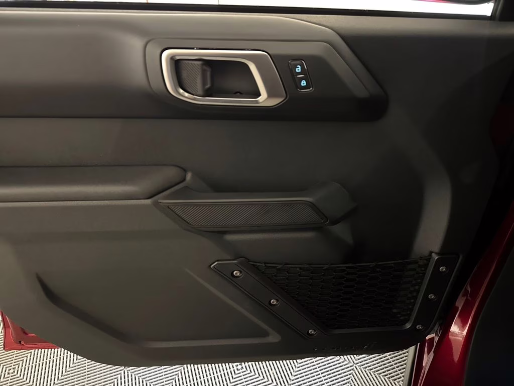 2025 Ruby Red Metallic Tinted Clearcoat Ford Bronco Badlands 4X4 SUV