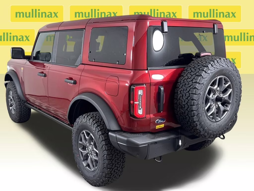 2025 Ruby Red Metallic Tinted Clearcoat Ford Bronco Badlands 4X4 SUV