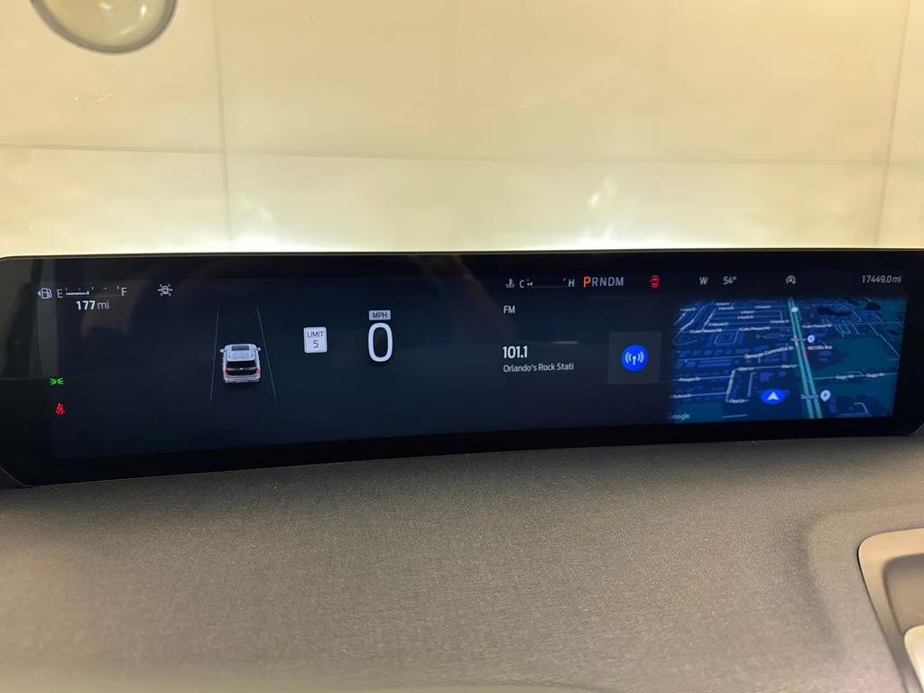 2025 Oxford White Ford Expedition Active RWD SUV