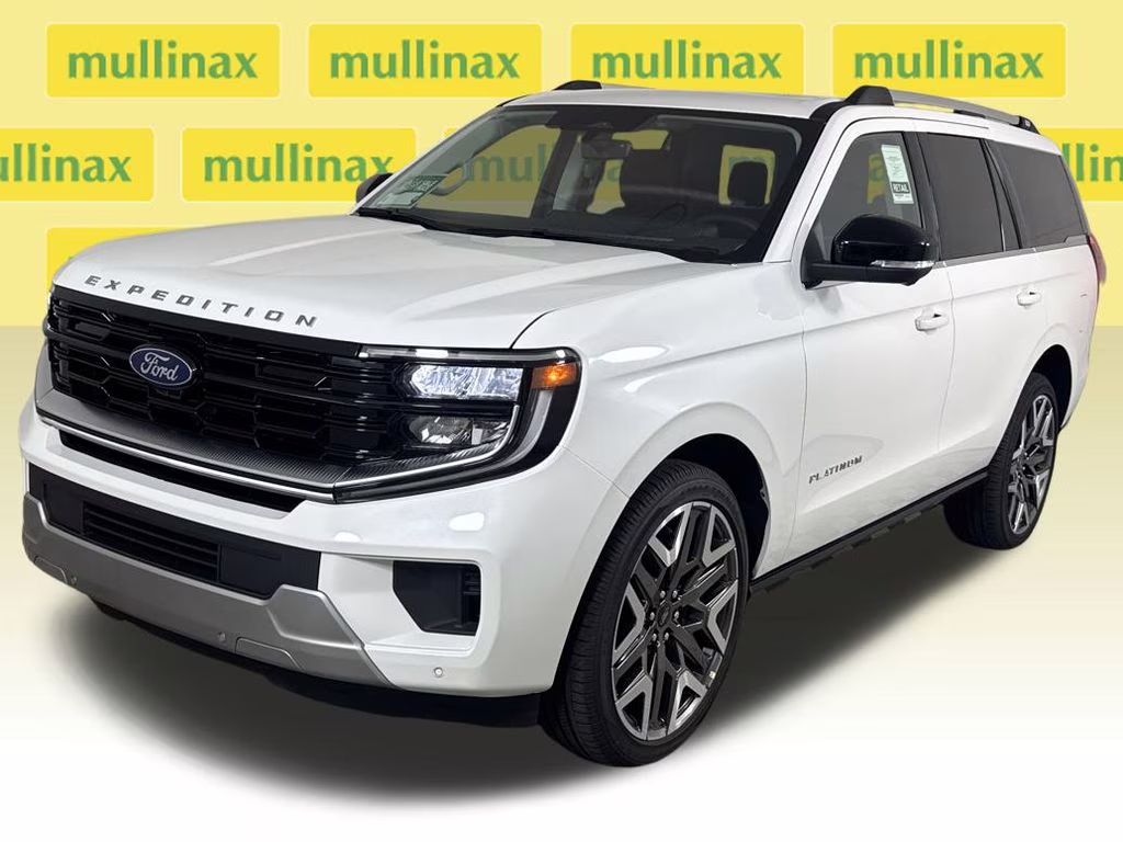 2026 Star White Metallic Tri-Coat Ford Expedition Platinum 4X4 SUV