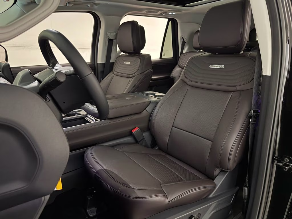 2026 Agate Black Metallic Ford Expedition Platinum 4X4 SUV