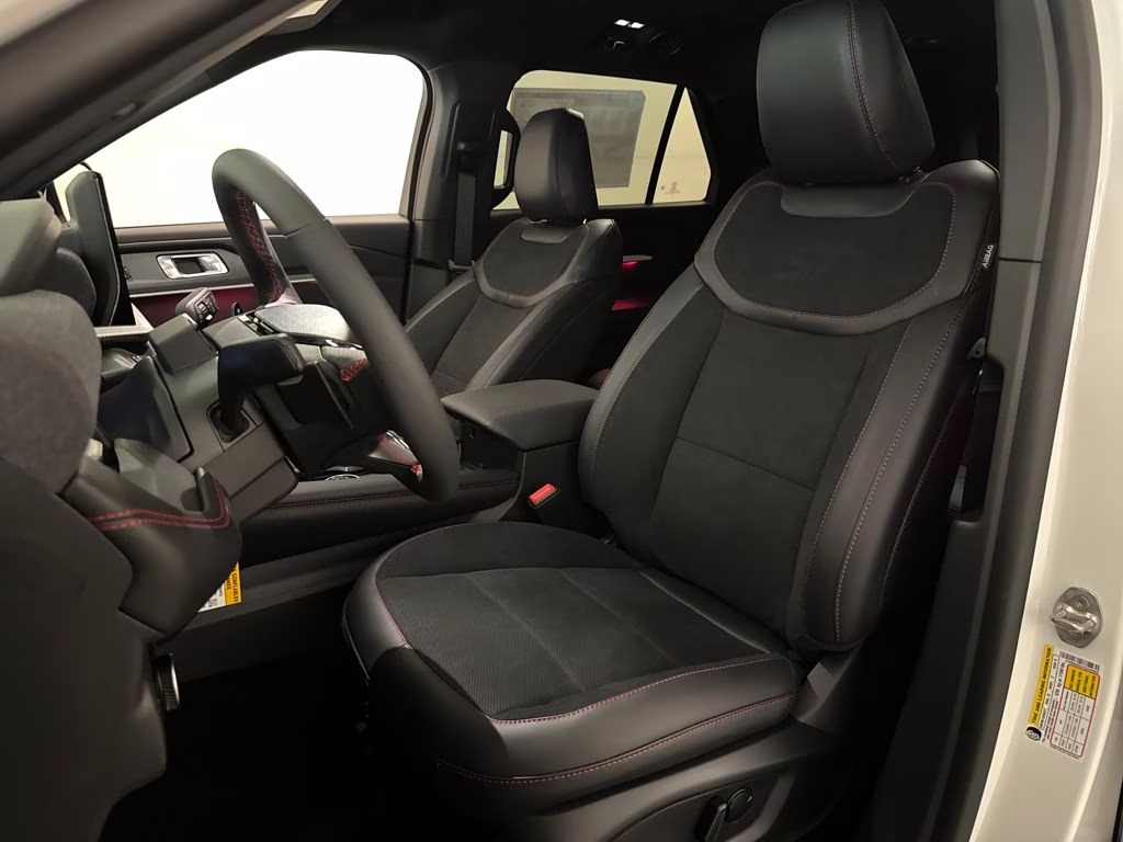 2026 Star White Metallic Tri-Coat Ford Explorer ST 4X4 SUV