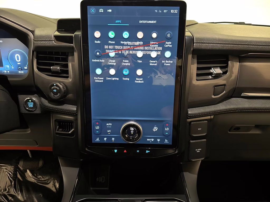 2025 Agate Black Metallic Ford F-150 Lightning Flash AWD Truck