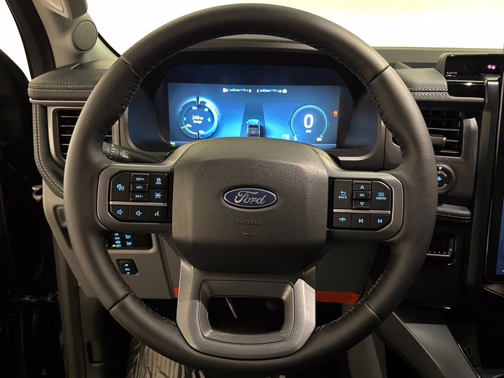 2025 Agate Black Metallic Ford F-150 Lightning Flash AWD Truck