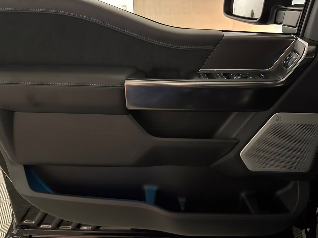 2026 Agate Black Metallic Ford Super Duty F-250 SRW Platinum 4X4 Truck