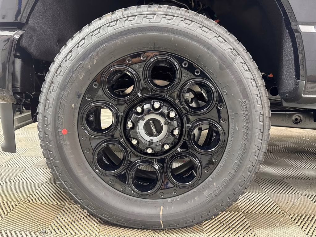 2026 Agate Black Metallic Ford Super Duty F-250 SRW Lariat 4X4 Truck