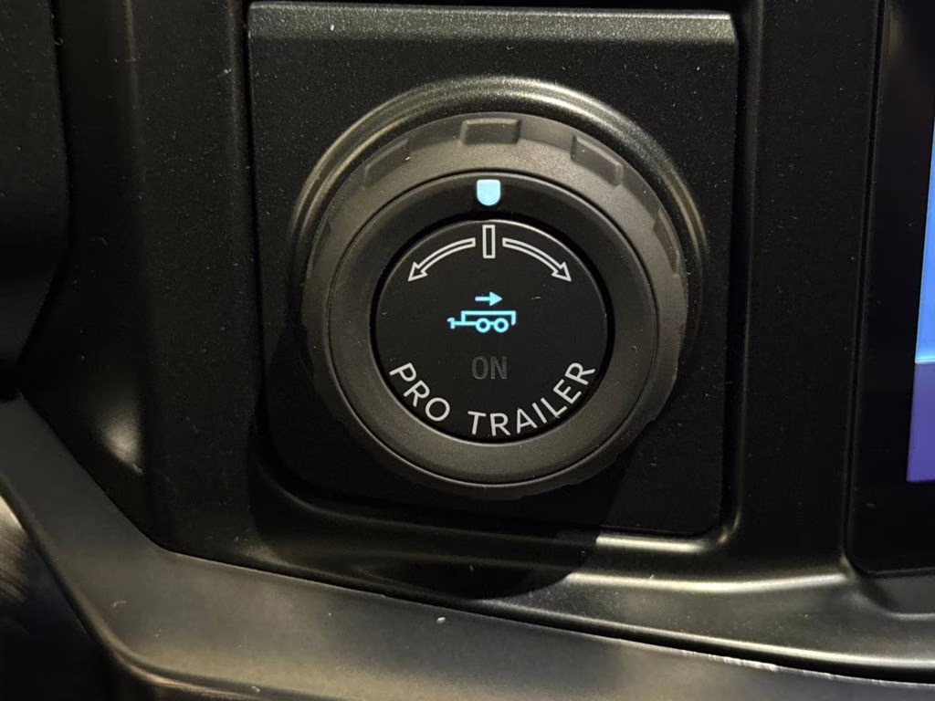 2026 Agate Black Metallic Ford Super Duty F-250 SRW Lariat 4X4 Truck