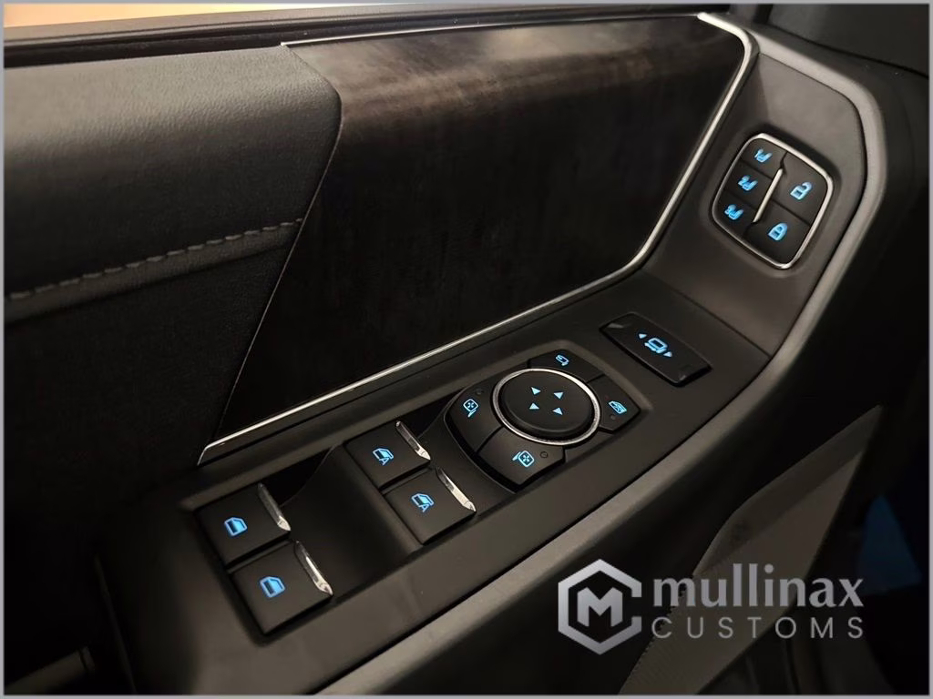 2026 Agate Black Metallic Ford Super Duty F-250 SRW Lariat 4X4 Truck