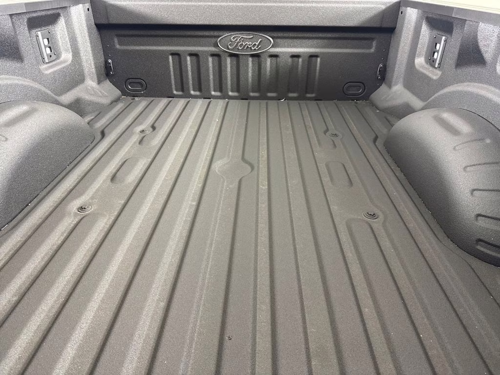 2026 Glacier Gray Metallic Tri-Coat Ford Super Duty F-250 SRW Lariat 4X4 Truck