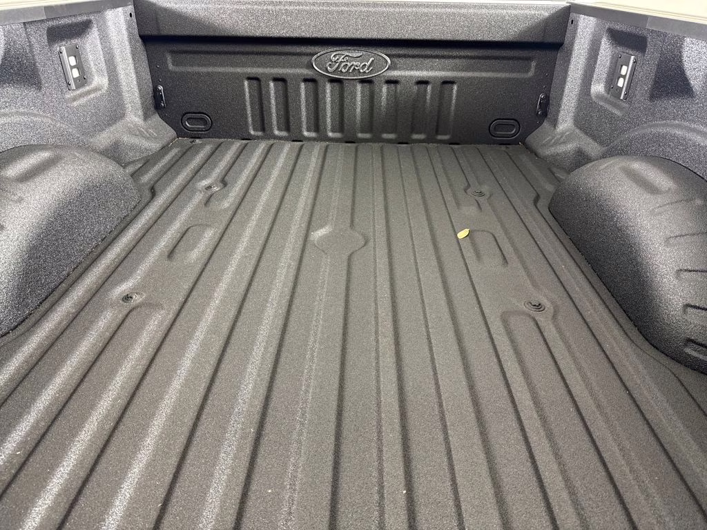 2026 Star White Metallic Tri-Coat Ford Super Duty F-250 SRW Lariat 4X4 Truck