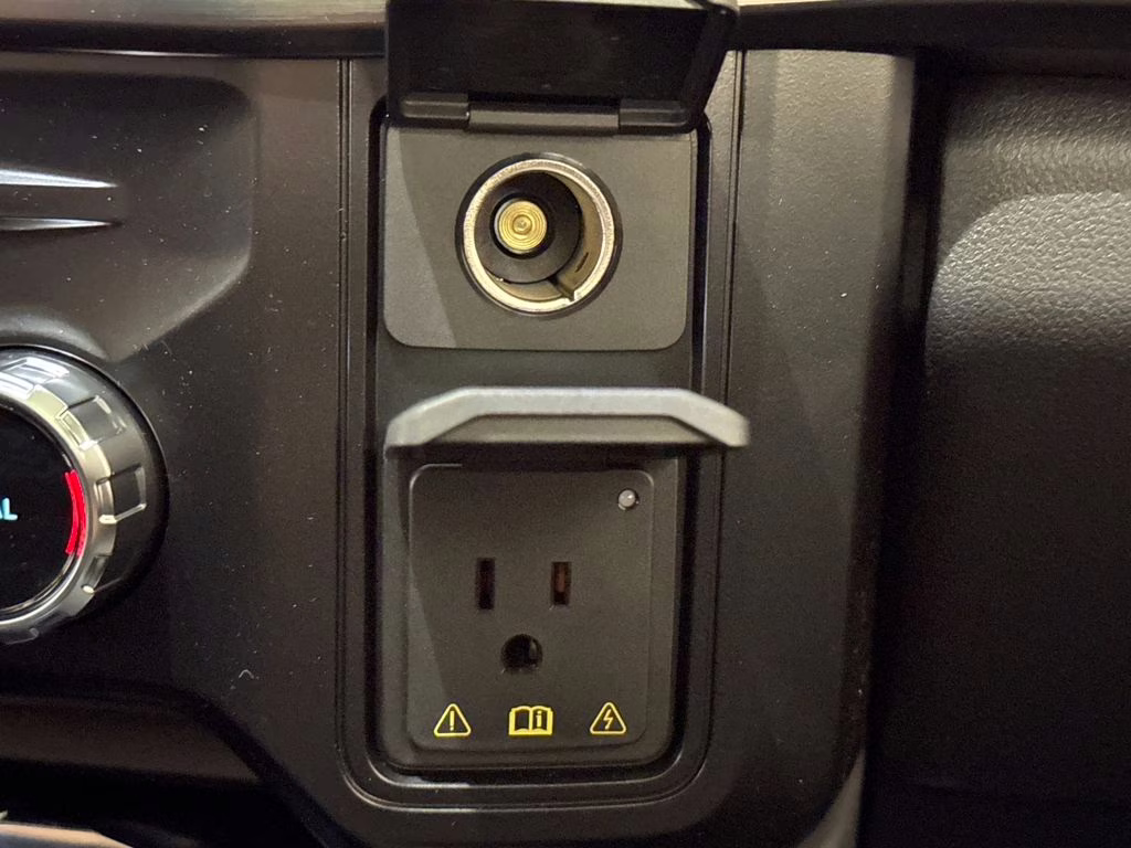 2026 Agate Black Metallic Ford Super Duty F-250 SRW Lariat 4X4 Truck