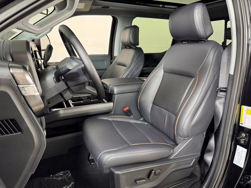 2026 Agate Black Metallic Ford Super Duty F-250 SRW Lariat 4X4 Truck