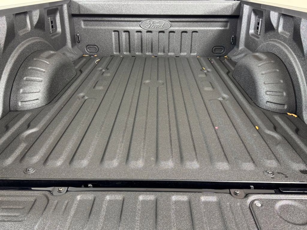 2026 Agate Black Metallic Ford Super Duty F-250 SRW Lariat 4X4 Truck