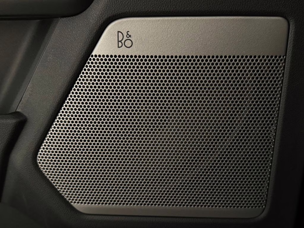 2026 Agate Black Metallic Ford Super Duty F-250 SRW Lariat 4X4 Truck