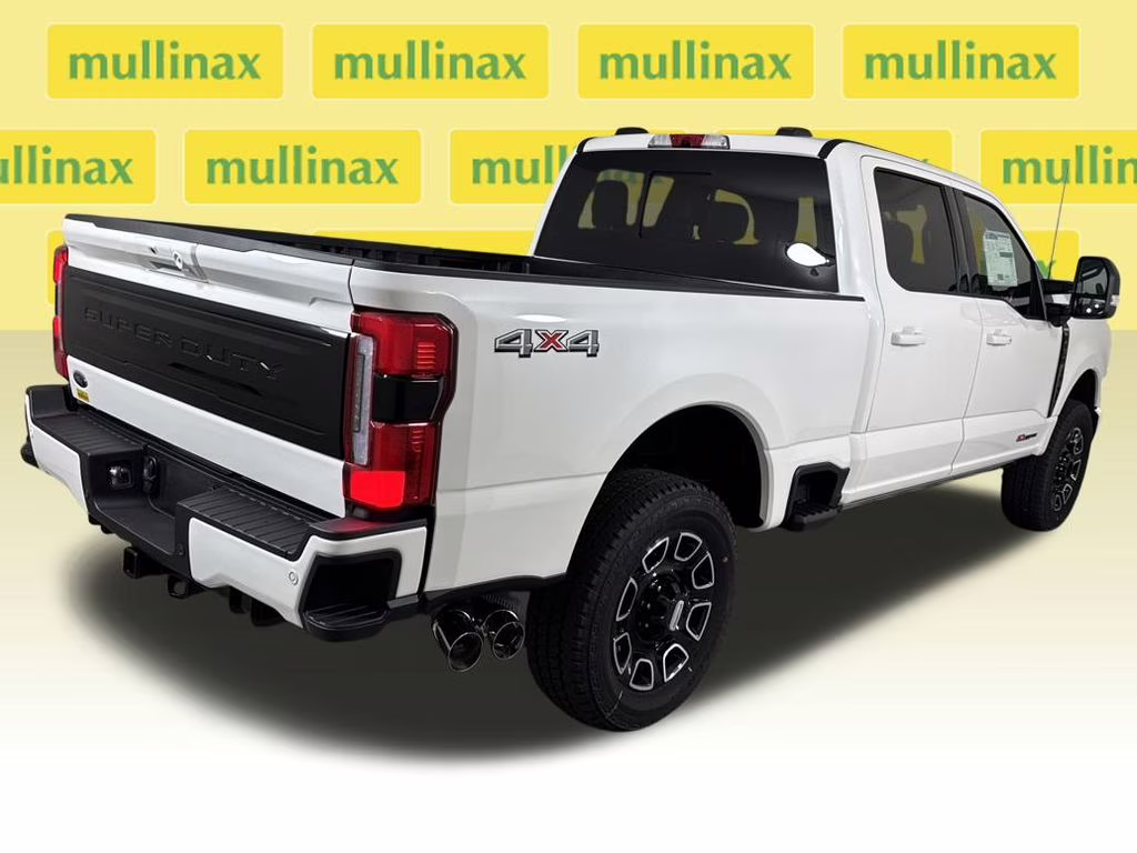 2026 Star White Metallic Tri-Coat Ford Super Duty F-350 SRW Platinum 4X4 Truck