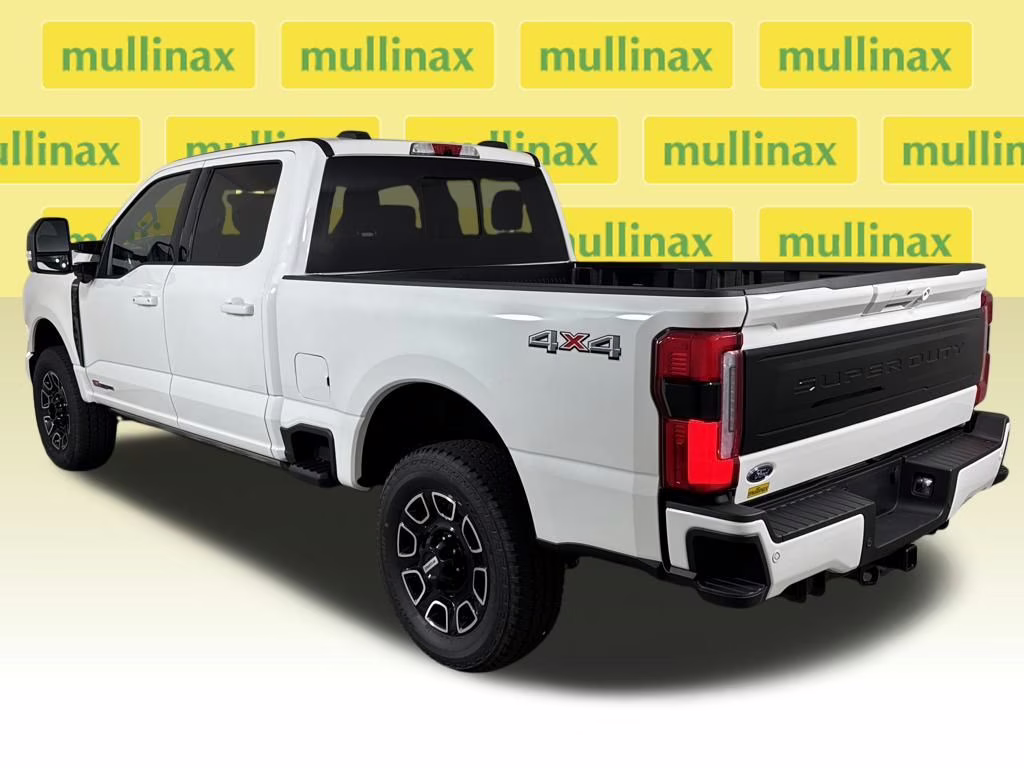 2026 Star White Metallic Tri-Coat Ford Super Duty F-350 SRW Platinum 4X4 Truck