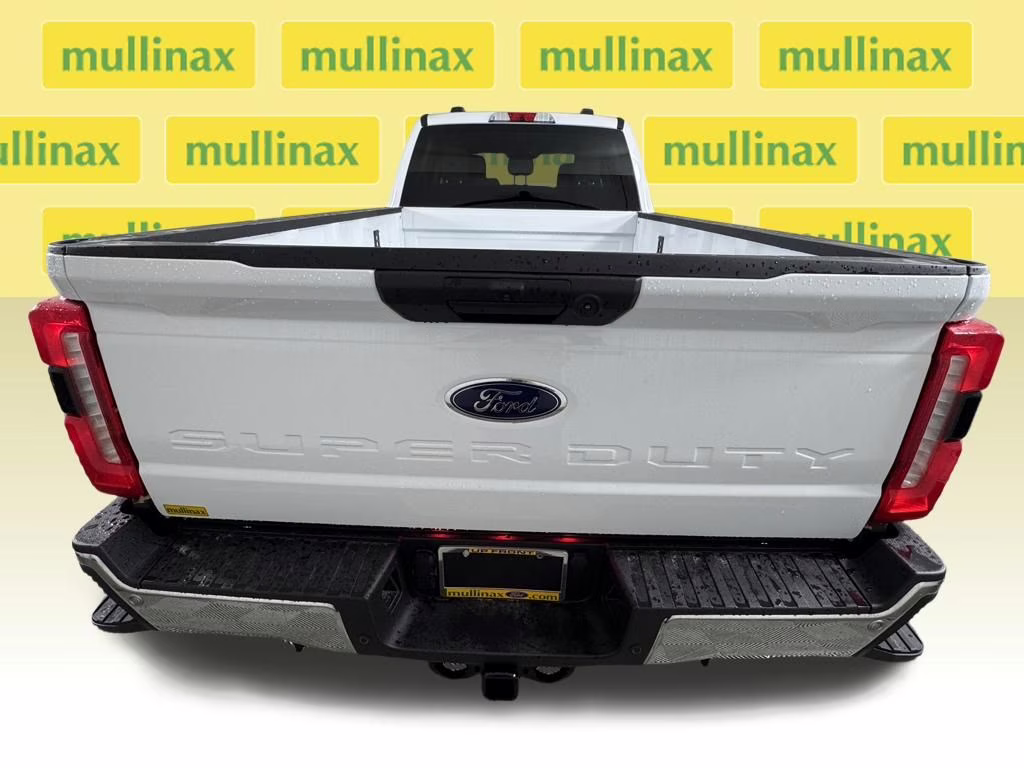 2026 Oxford White Ford Super Duty F-350 DRW XLT 4X4 Truck