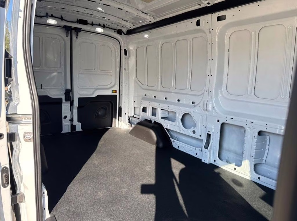 2026 Oxford White Ford Transit-250 Base RWD Van