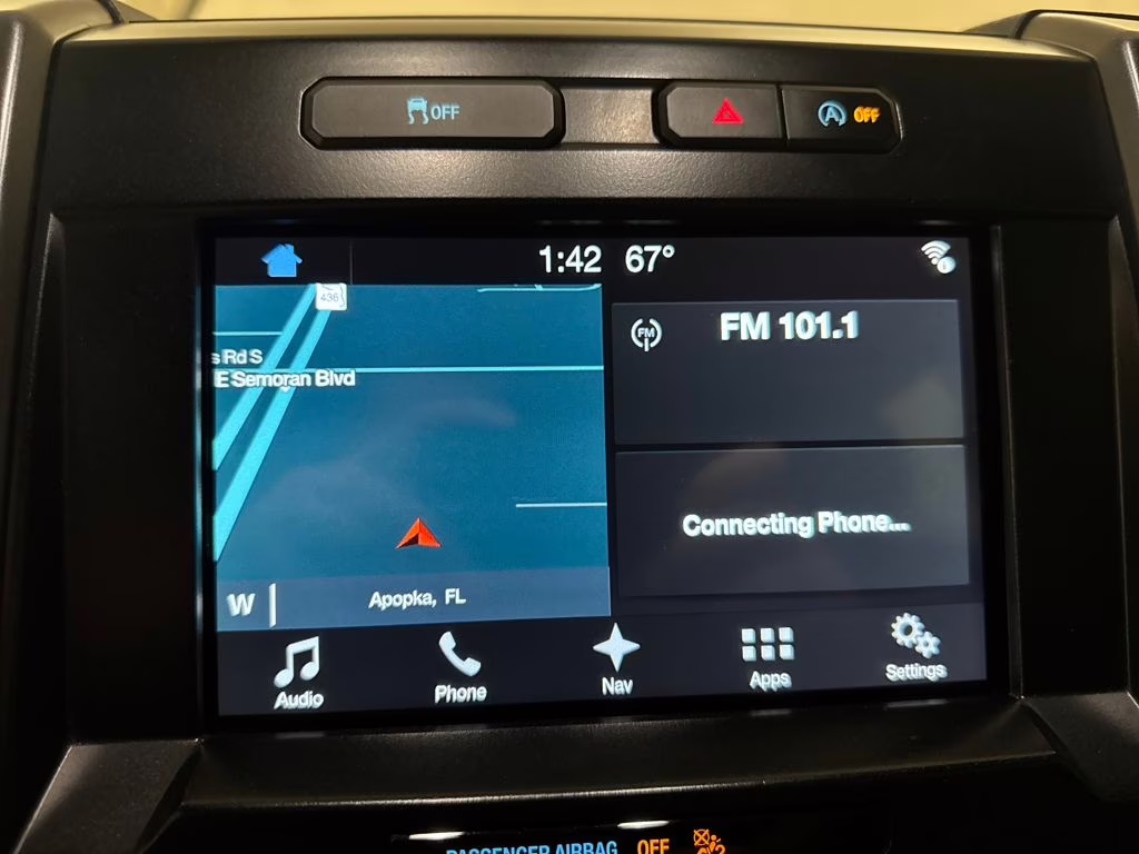 2017 Blue Jeans Metallic Ford F-150 XLT 4X4 Truck