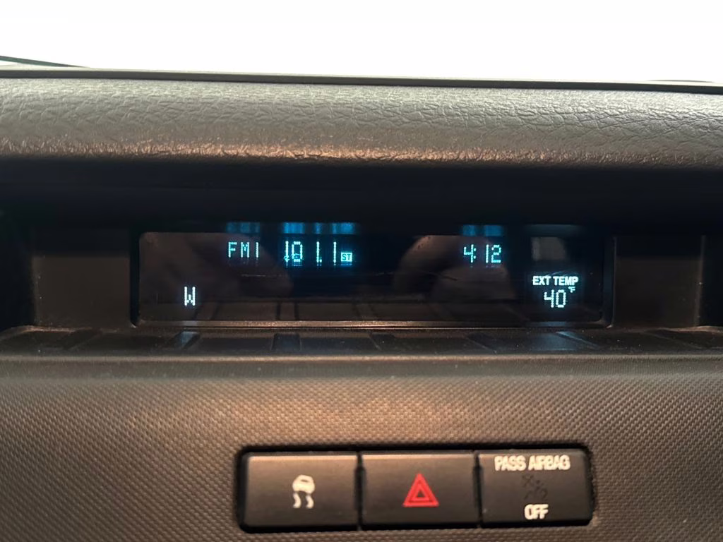 2010 Oxford White Ford F-150 XLT 4X4 Truck