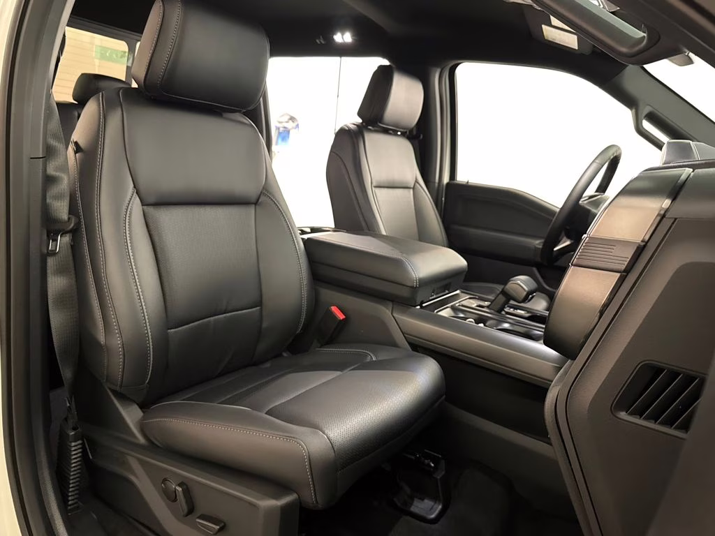 2026 Star White Metallic Tri-Coat Ford F-150 Lariat 4X4 Truck