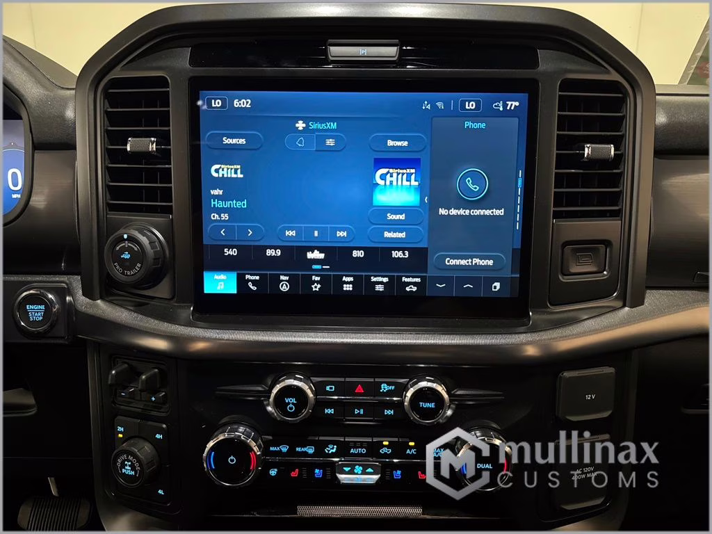 2025 Agate Black Metallic Ford F-150 Lariat 4X4 Truck