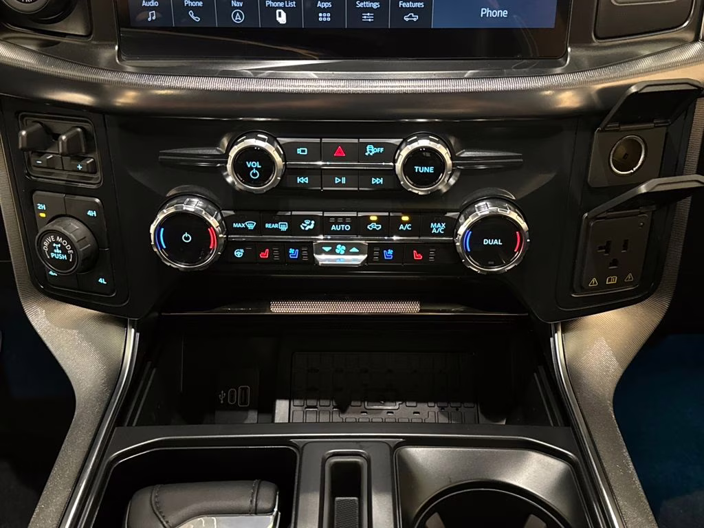 2026 Star White Metallic Tri-Coat Ford F-150 Platinum 4X4 Truck