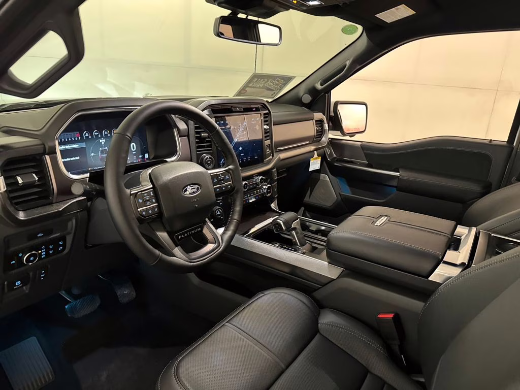 2026 Star White Metallic Tri-Coat Ford F-150 Platinum 4X4 Truck