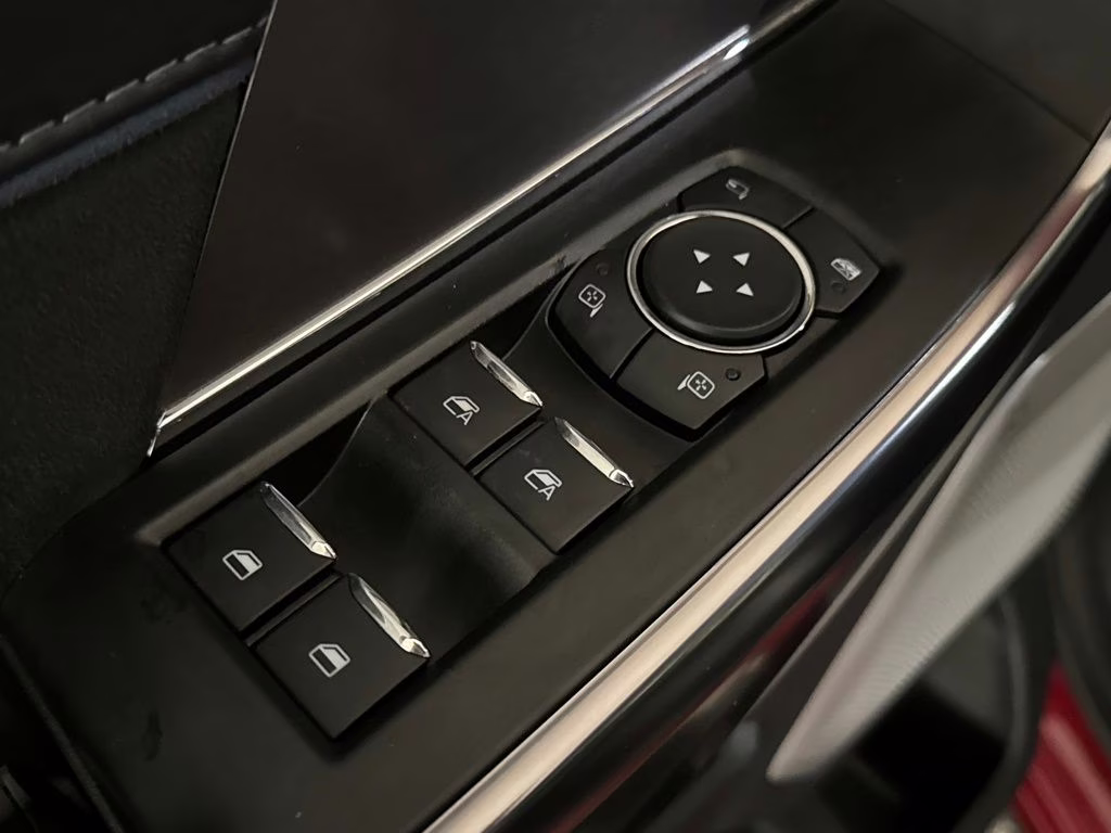 2025 Rapid Red Metallic Tinted Clearcoat Ford F-150 Platinum 4X4 Truck