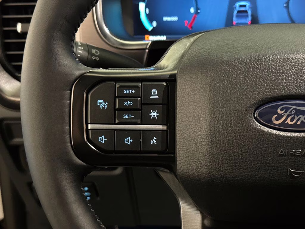 2026 Star White Metallic Tri-Coat Ford F-150 Platinum 4X4 Truck