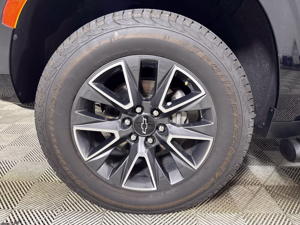 2022 Black Chevrolet Suburban Z71 4X4 SUV