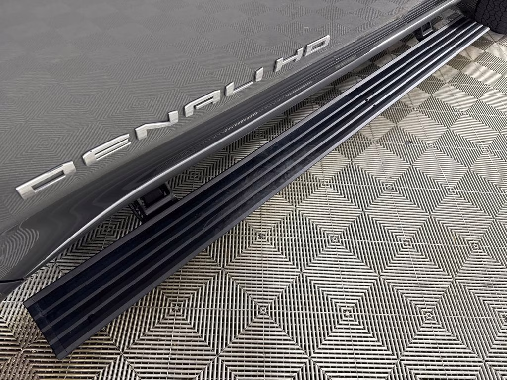 2025 Sterling Metallic GMC Sierra 2500HD Denali Ultimate 4X4 Truck